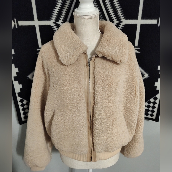 🧸 EUC Donna Salyers Fabulous Furs Slone Faux Sherpa Lined Zip Front Teddy Coat - Picture 8 of 16